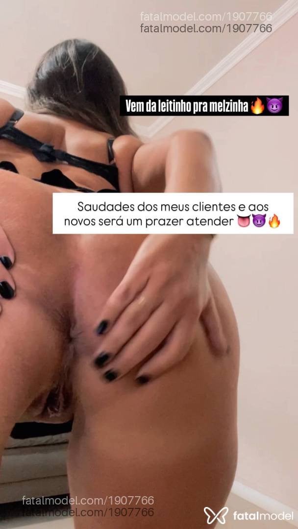 Acompanhante mulher loira (o) de olhos mel - Melissa Campos