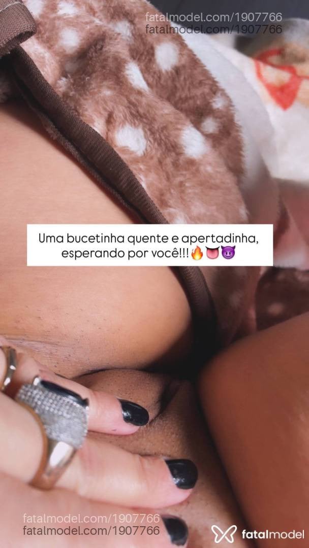 Acompanhante mulher loira (o) de olhos mel - Melissa Campos