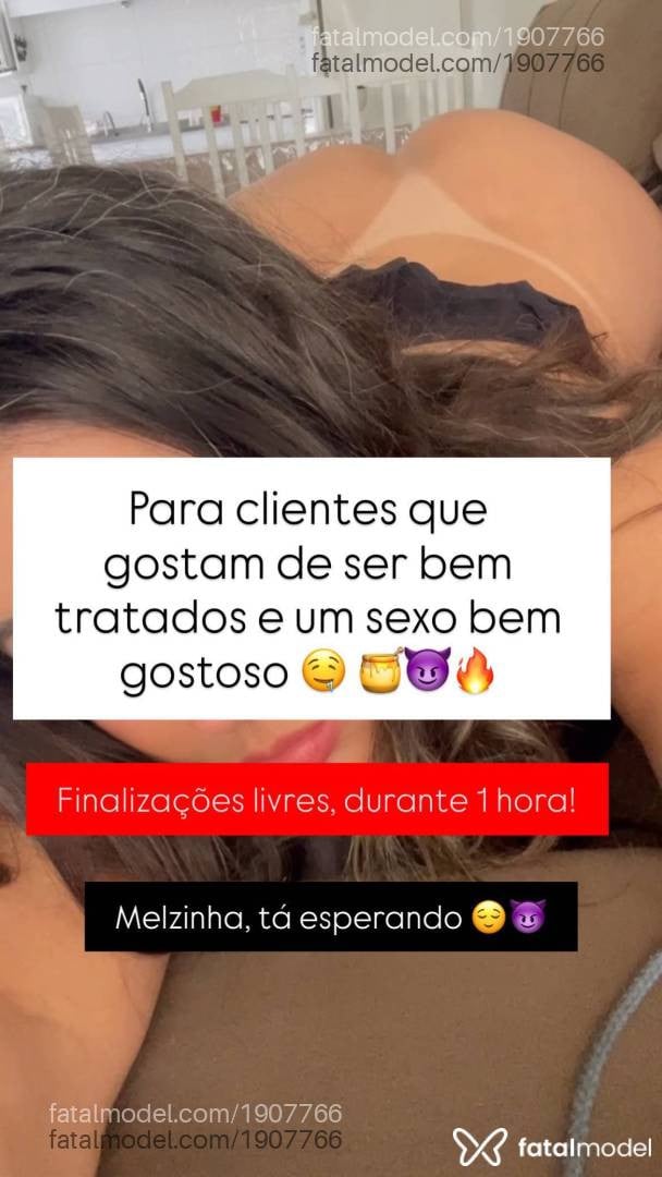 Acompanhante mulher loira (o) de olhos mel - Melissa Campos