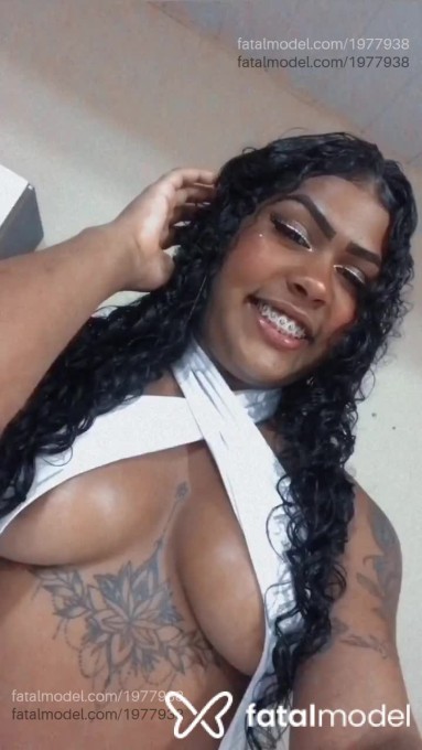 Acompanhante mulher morena (o) de olhos pretos em Araçatuba - Pyetra