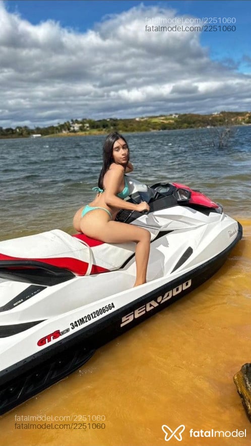 Acompanhante mulher com cabelo castanho de olhos castanhos em Uberaba Acompanhante mulher com cabelo castanho de olhos castanhos em Uberaba - Júlia