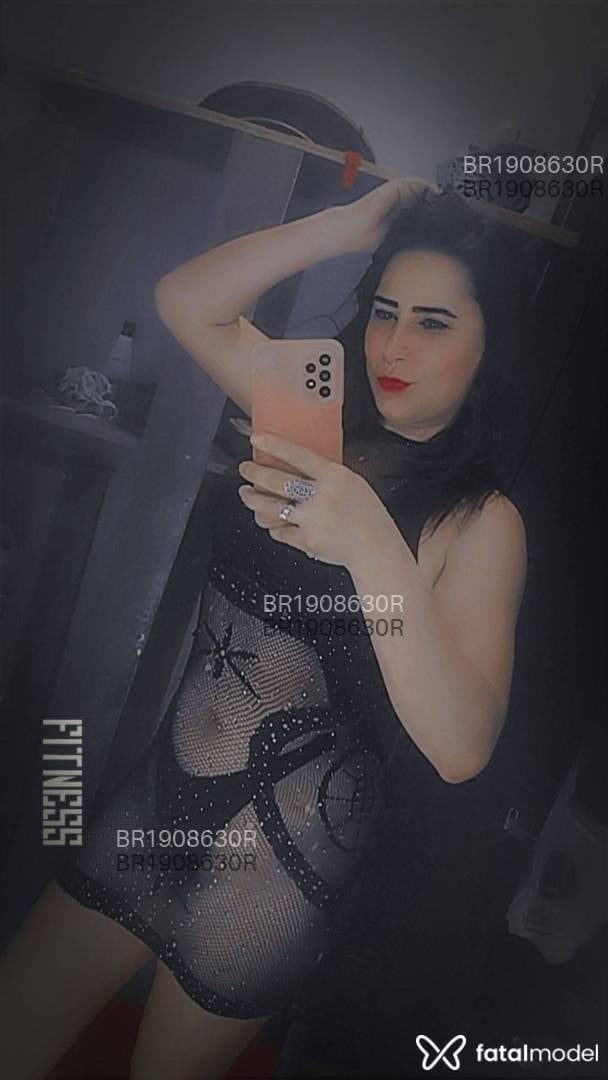 Acompanhante mulher morena (o) de olhos castanhos em Balneário Gaivota Acompanhante mulher morena (o) de olhos castanhos em Balneário Gaivota - Fortes jessica