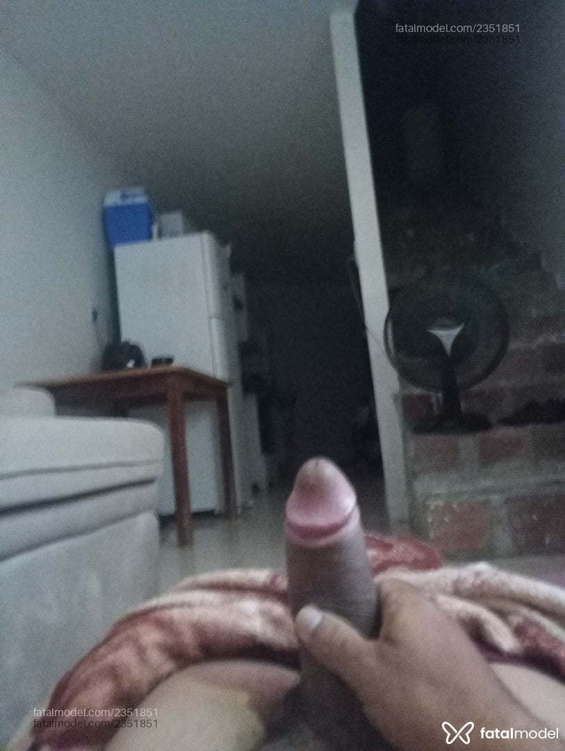 Acompanhante homem morena (o) de olhos castanhos em Caruaru Acompanhante homem morena (o) de olhos castanhos em Caruaru - Lima