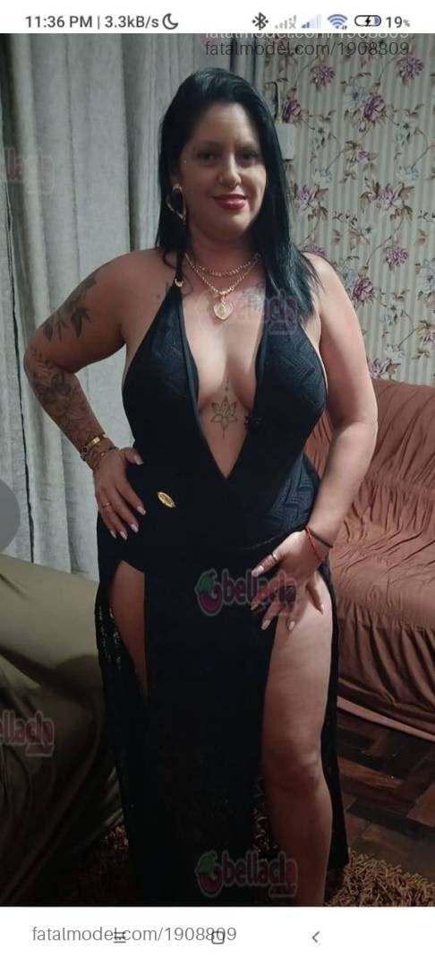 Acompanhante mulher morena (o) de olhos pretos - Suzi