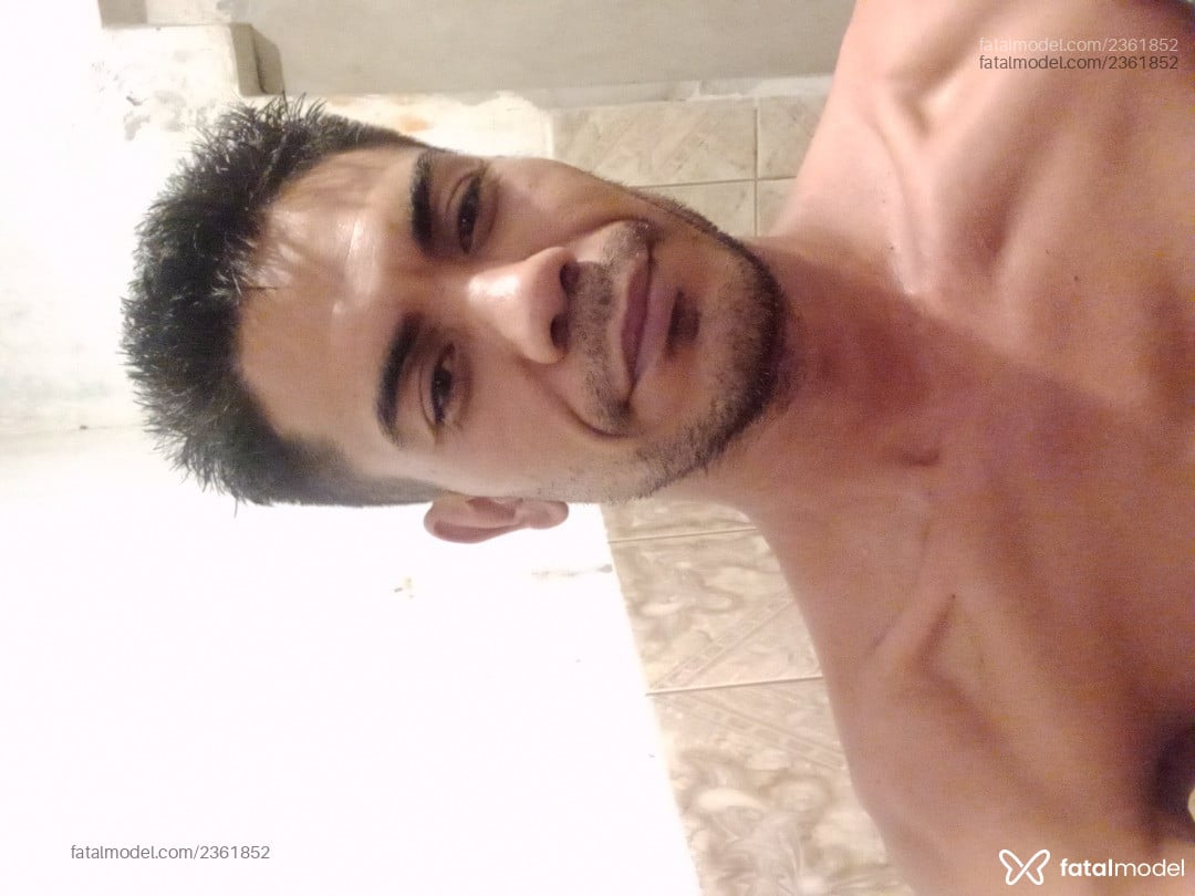 Acompanhante homem morena (o) de olhos pretos - Leoleal