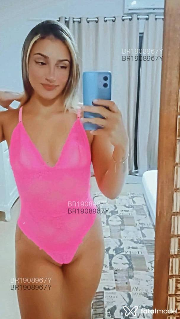 Acompanhante mulher loira (o) de olhos castanhos em Palmas - Bianca Sanches