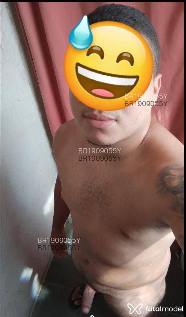 Acompanhante homem com cabelo castanho de olhos castanhos em Belo Horizonte - Oliveira