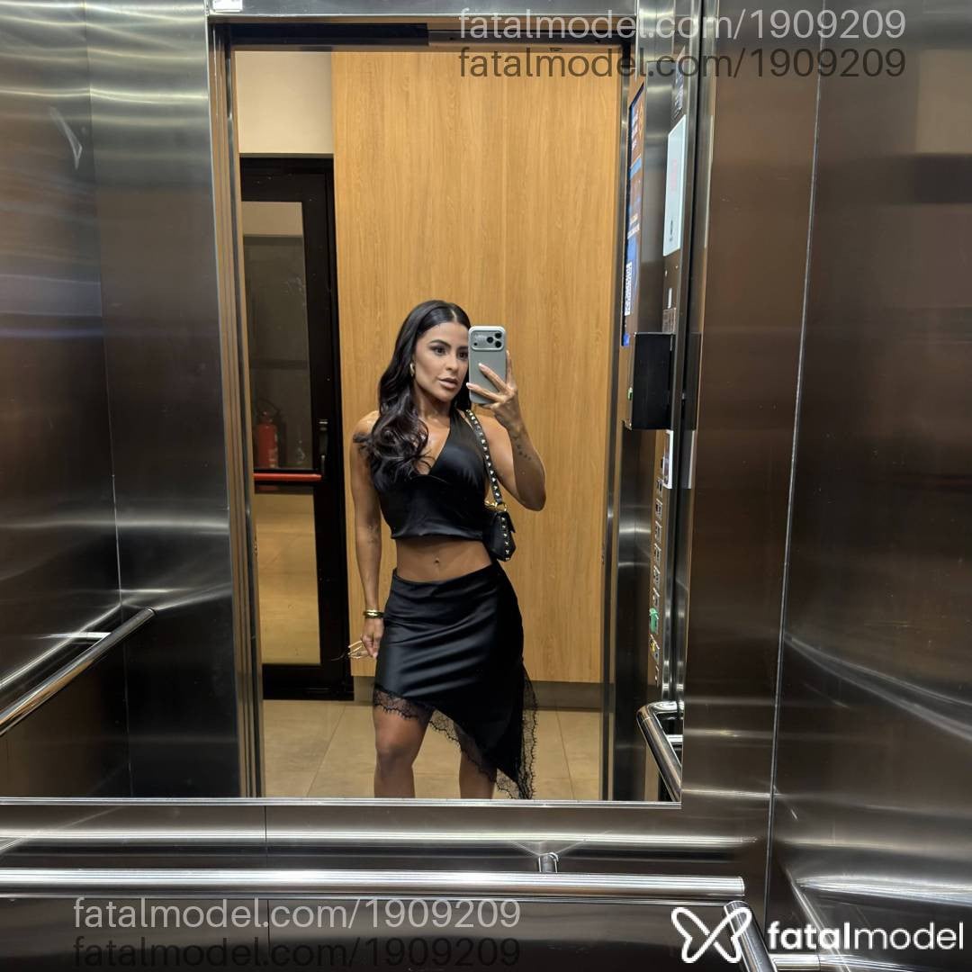 Acompanhante mulher com cabelo castanho de olhos castanhos - Anne