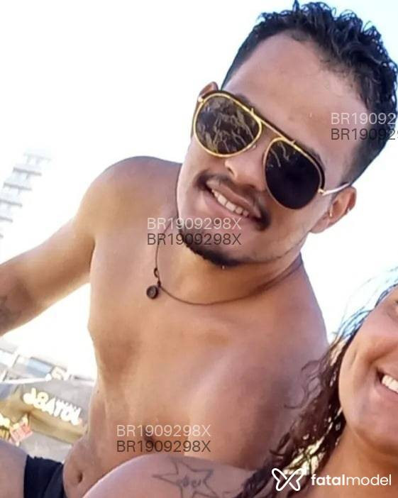 Acompanhante homem morena (o) de olhos castanhos em Rio de Janeiro - Luan Richard