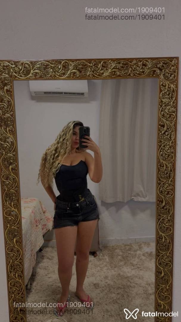 Acompanhante mulher com cabelo castanho de olhos castanhos - Aline Muniz