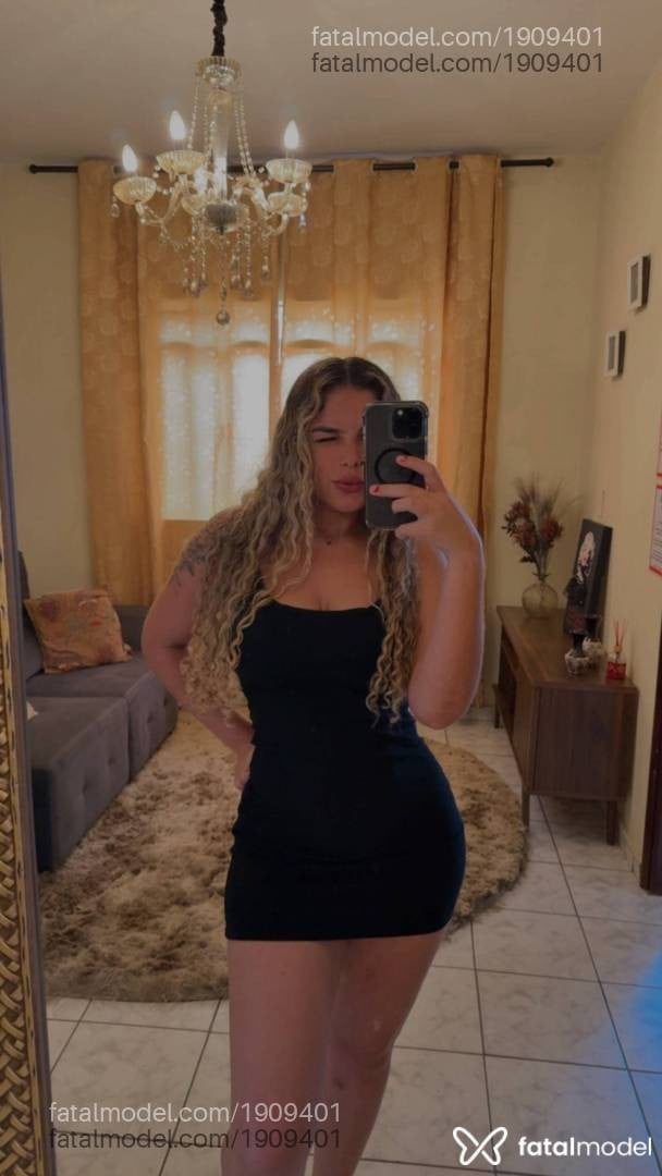 Acompanhante mulher com cabelo castanho de olhos castanhos - Aline Muniz