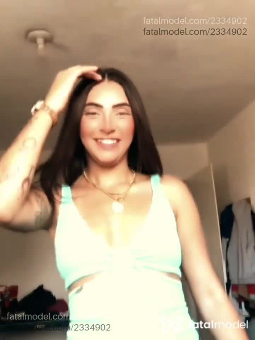 Acompanhante mulher com cabelo castanho de olhos castanhos em Virtual - Nicole