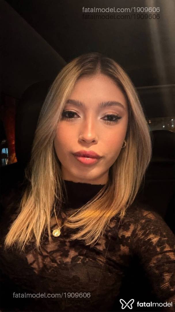 Acompanhante mulher loira (o) de olhos castanhos em São José do Rio Preto - Isabella Ventura