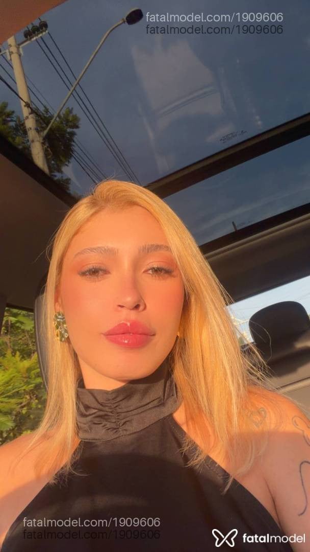 Acompanhante mulher loira (o) de olhos castanhos em São José do Rio Preto - Isabella Ventura