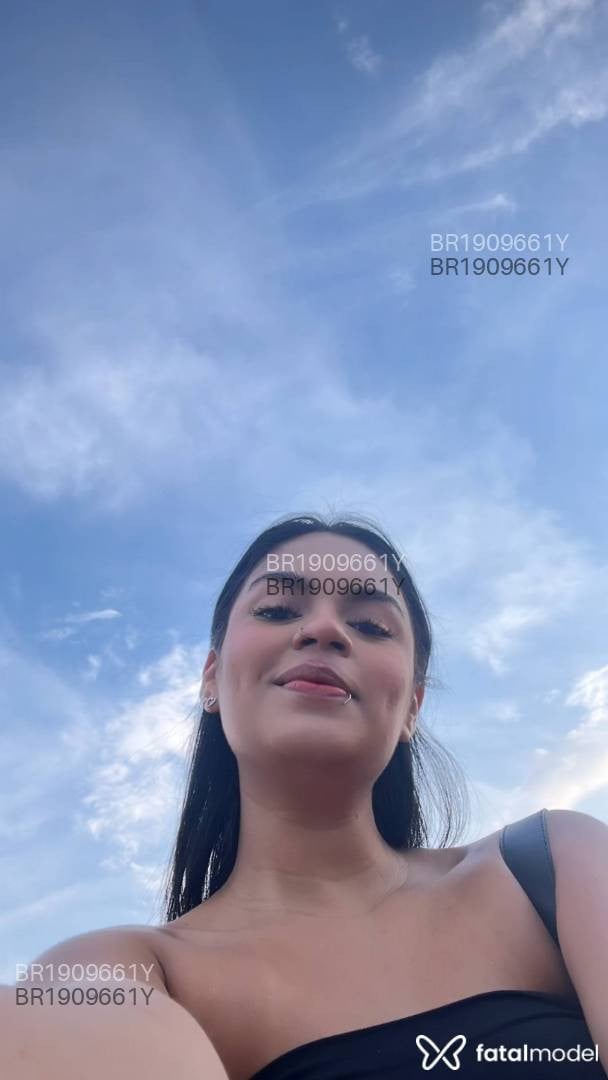 Acompanhante mulher morena (o) de olhos pretos em Três Lagoas - Larissa
