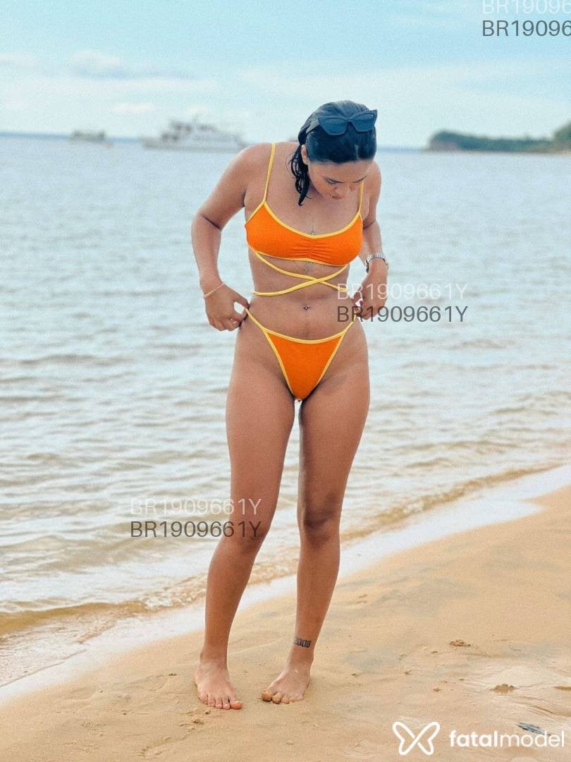 Acompanhante mulher morena (o) de olhos pretos em Três Lagoas - Larissa