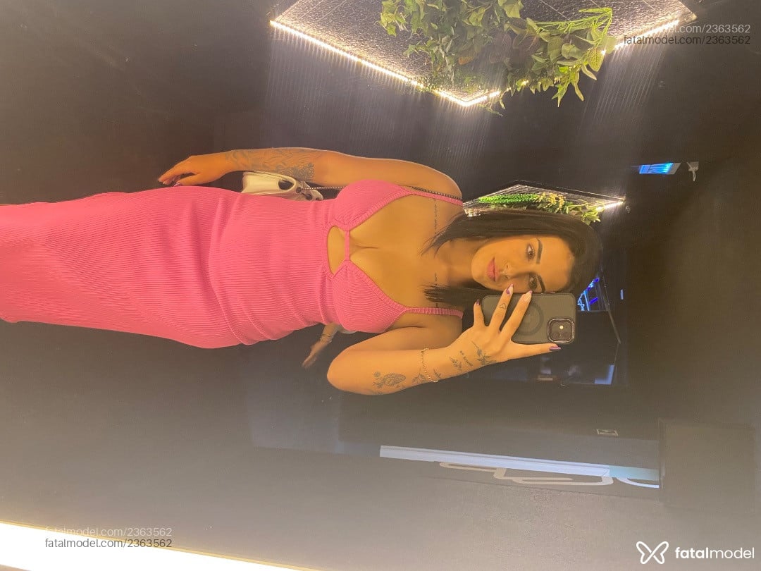 Acompanhante mulher morena (o) de olhos verdes em Xanxerê Acompanhante mulher morena (o) de olhos verdes em Xanxerê - Davila Silva