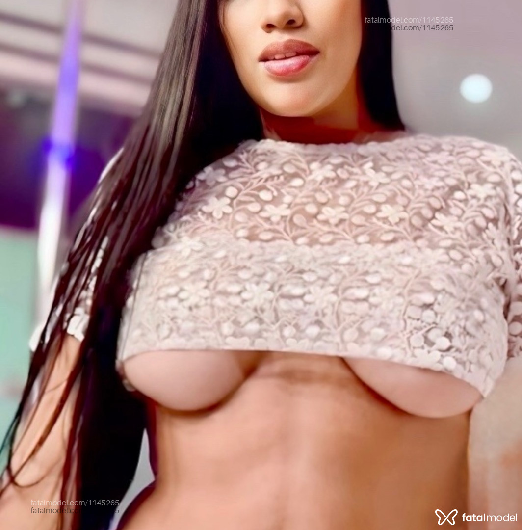 Acompanhante mulher morena (o) de olhos castanhos - Lorena