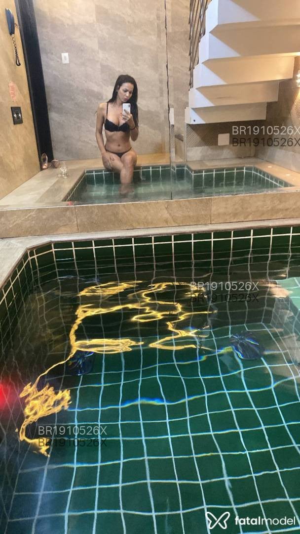 Acompanhante mulher trans morena (o) de olhos castanhos em Palmas - Natalia RODRIGUES