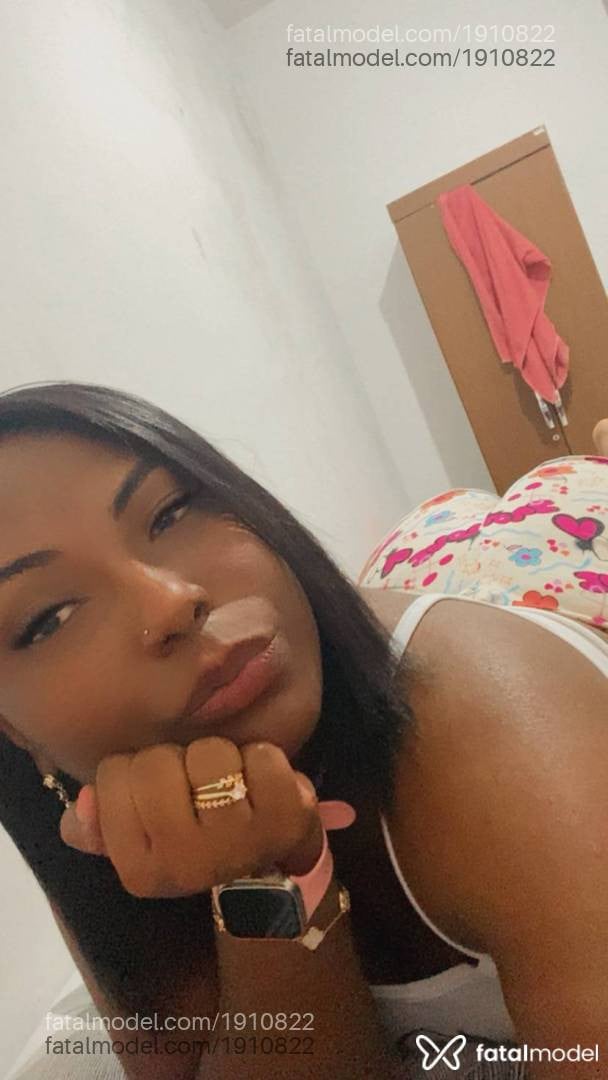 Acompanhante mulher morena (o) de olhos pretos em Rio Verde - Ágatha morena