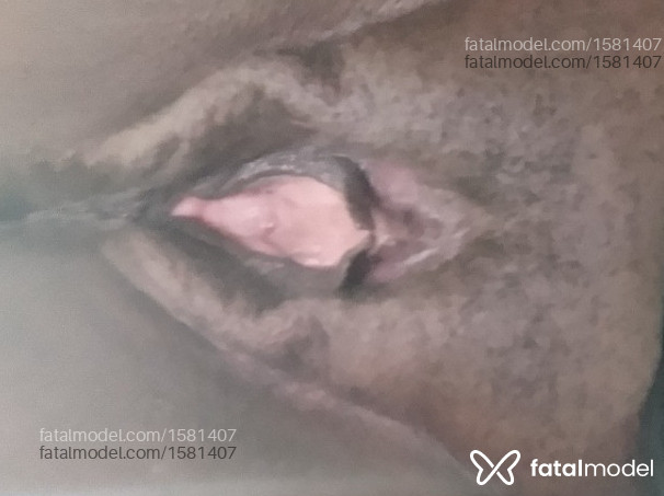Acompanhante mulher com cabelo castanho de olhos castanhos em Itajaí - Valentinne