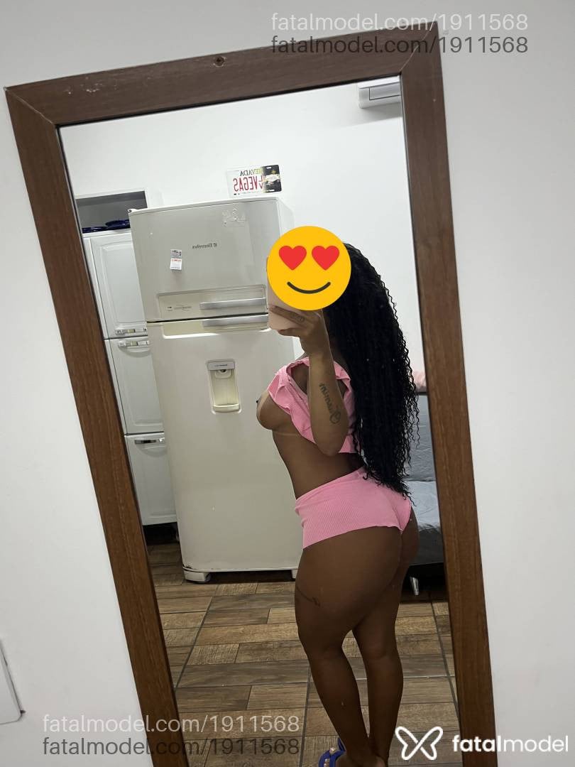 Acompanhante mulher com cabelo castanho de olhos castanhos - SOL