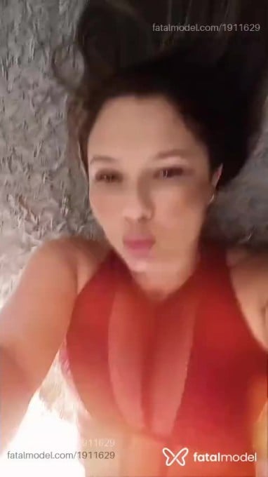 Acompanhante mulher loira (o) de olhos castanhos em Salgueiro - Sofia Lins