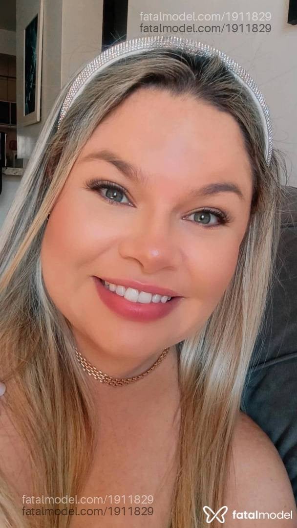 Acompanhante mulher loira (o) de olhos verdes em Maringá - Eduarda