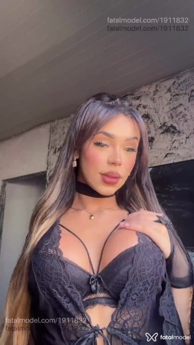 Acompanhante mulher trans com cabelo castanho de olhos castanhos em Sinop Acompanhante mulher trans com cabelo castanho de olhos castanhos em Sinop - Isabelly Souza
