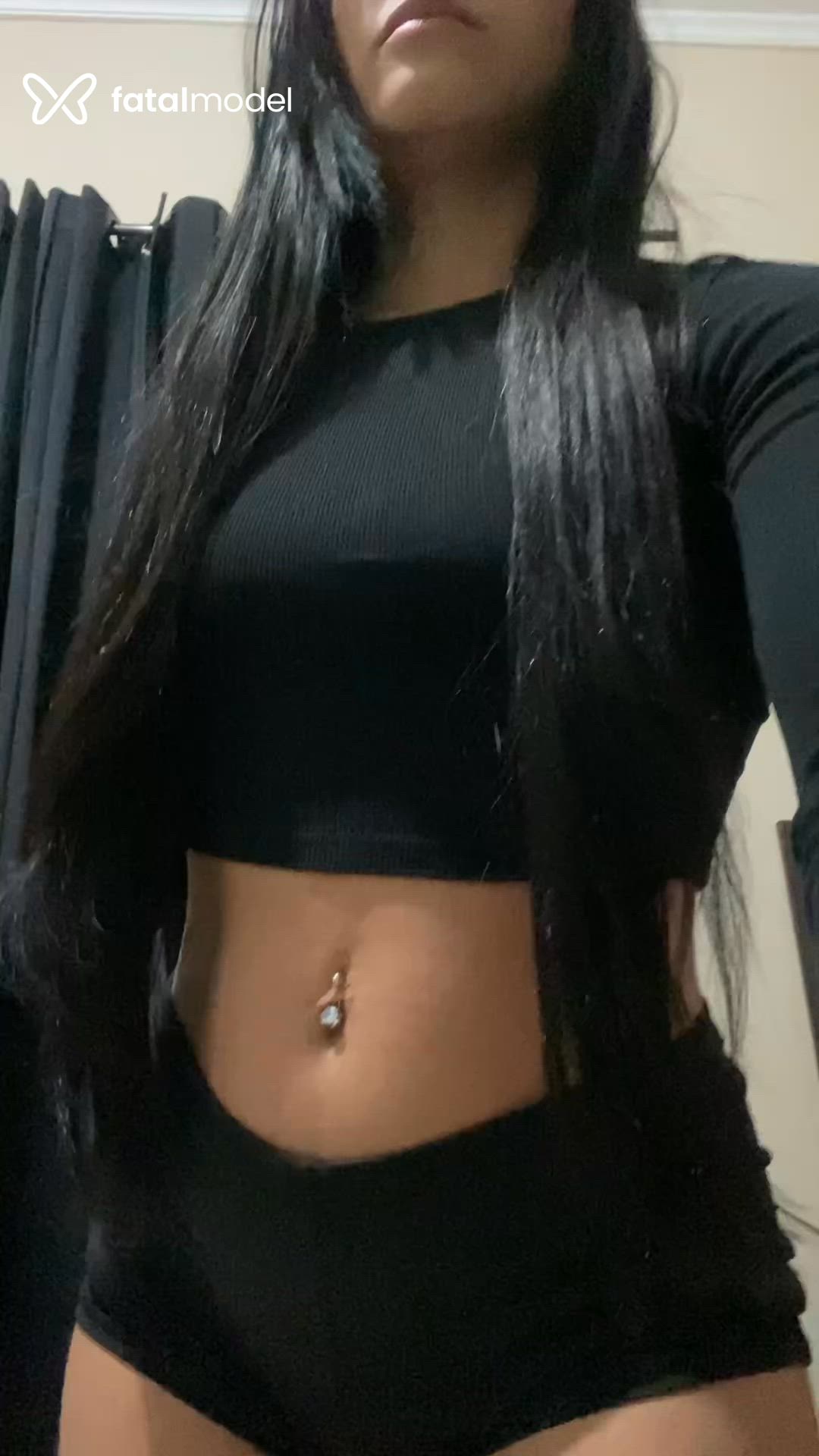 Acompanhante mulher morena (o) de olhos pretos - Paola Castellany Acompanhante mulher morena (o) de olhos pretos - Paola Castellany