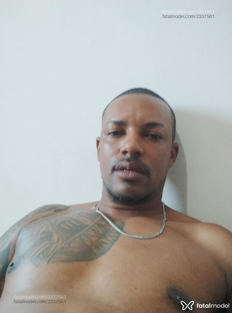 Acompanhante homem morena (o) de olhos pretos em Itaguaí - Felipechocolate