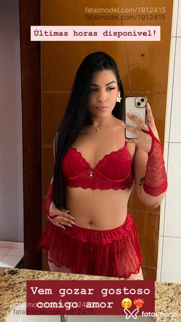 Acompanhante mulher morena (o) de olhos pretos - Mirella