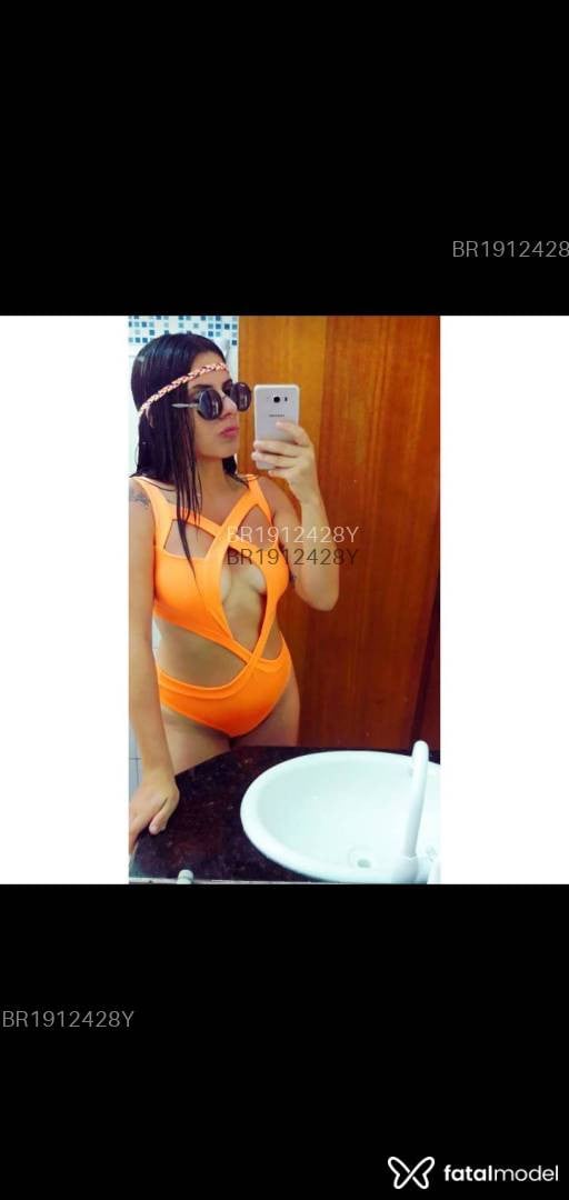 Acompanhante mulher morena (o) de olhos castanhos em Uruguaiana Acompanhante mulher morena (o) de olhos castanhos em Uruguaiana - Gess morena
