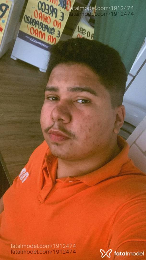 Acompanhante homem morena (o) de olhos pretos em Virtual - Fla Fla