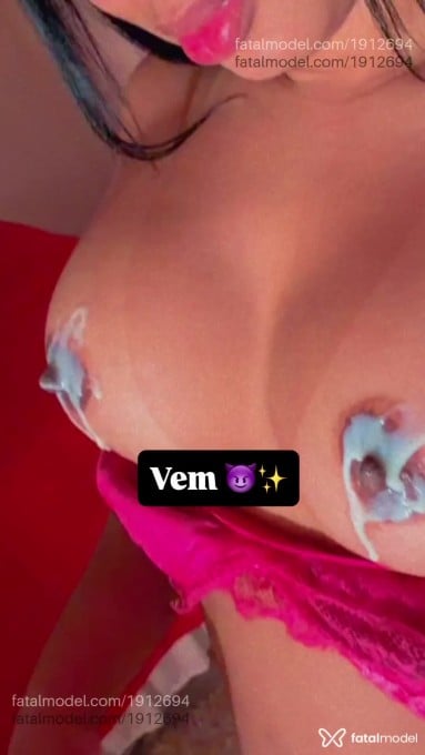 Acompanhante mulher morena (o) de olhos castanhos em Avaré Acompanhante mulher morena (o) de olhos castanhos em Avaré - Carole