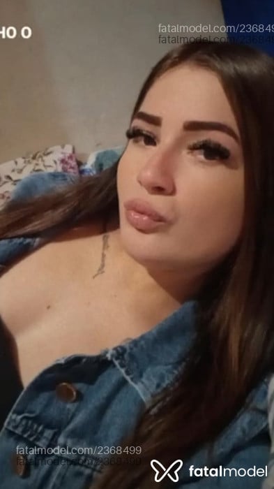 Acompanhante mulher loira (o) de olhos castanhos - Vitória