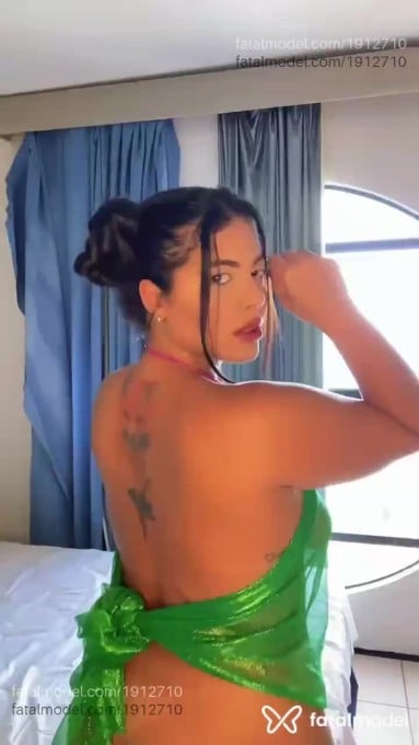 Acompanhante mulher com cabelo castanho de olhos castanhos em Gurupi Acompanhante mulher com cabelo castanho de olhos castanhos em Gurupi - Duquesa