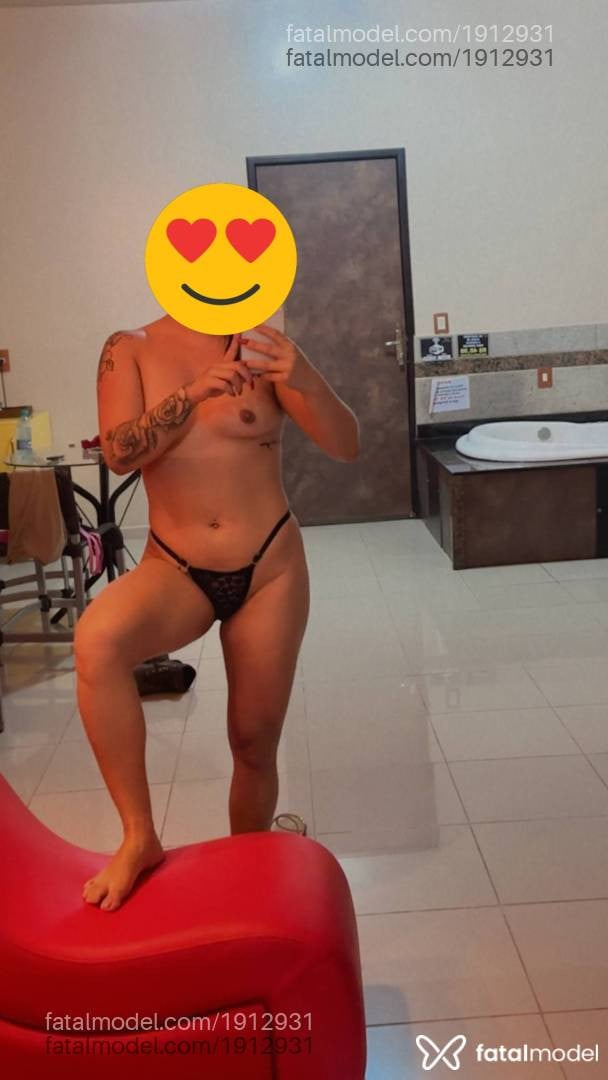 Acompanhante mulher ruiva (o) de olhos pretos em Porangatu Acompanhante mulher ruiva (o) de olhos pretos em Porangatu - Valeria