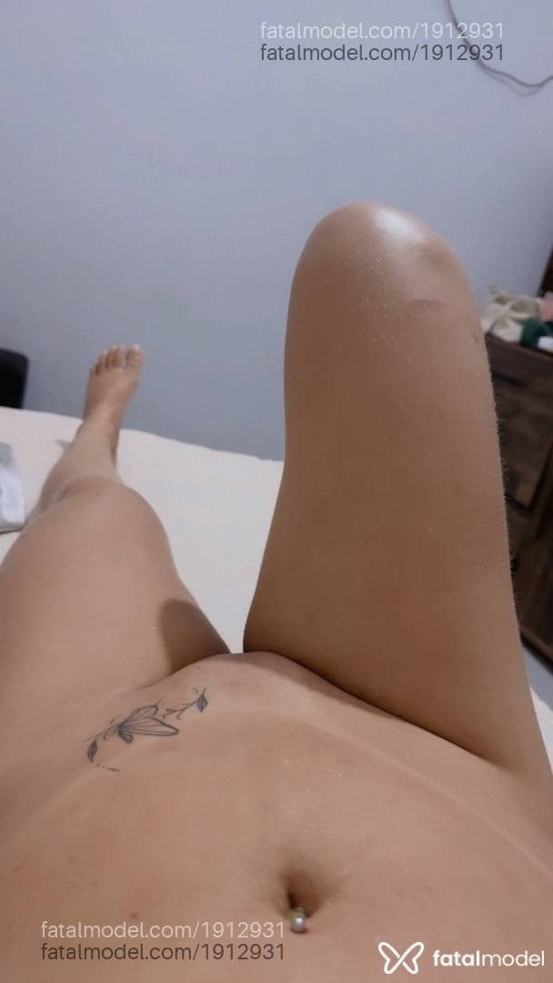Acompanhante mulher ruiva (o) de olhos pretos em Porangatu - Valeria