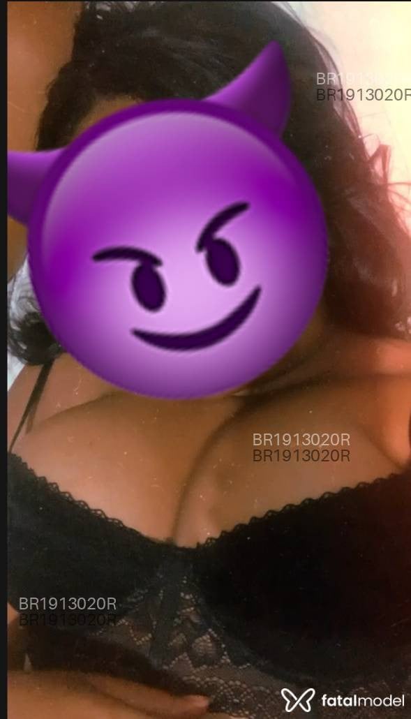 Acompanhante mulher morena (o) de olhos pretos em Divinópolis - Thaisinha