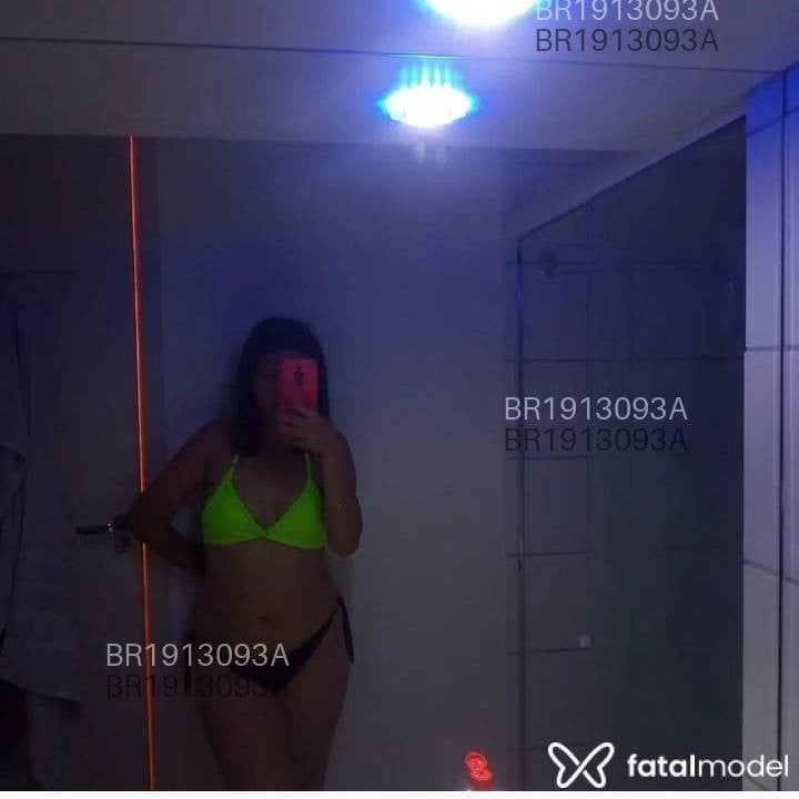Acompanhante mulher com cabelo castanho de olhos castanhos em Manaus - Jennifer