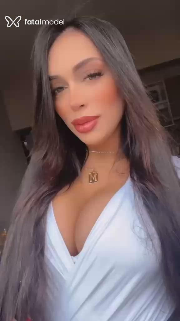 Acompanhante mulher morena (o) de olhos castanhos - Livia Andrade