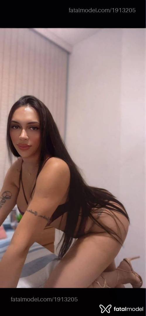 Acompanhante mulher morena (o) de olhos castanhos em Tijucas - Livia Andrade