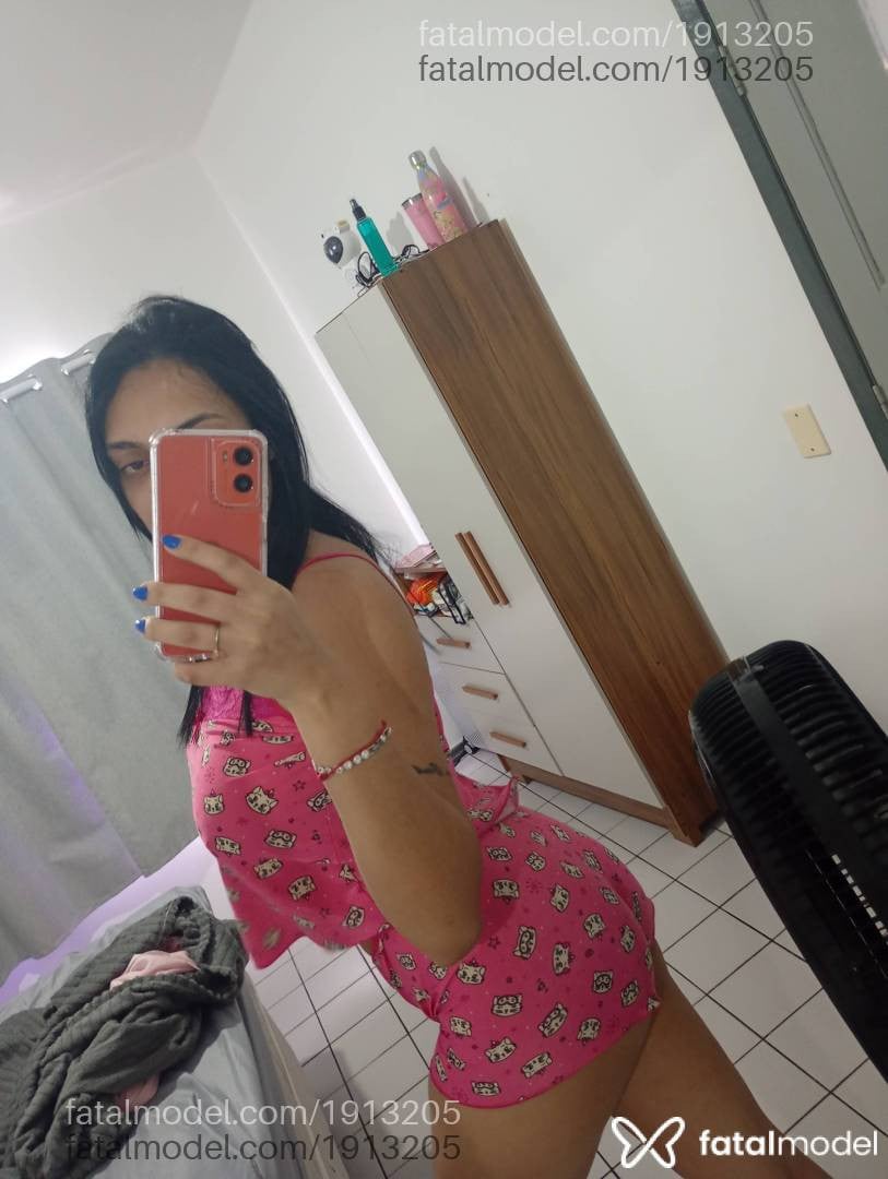 Acompanhante mulher morena (o) de olhos castanhos - Livia Andrade