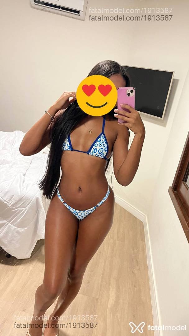 Acompanhante mulher morena (o) de olhos castanhos - Lua Menezes