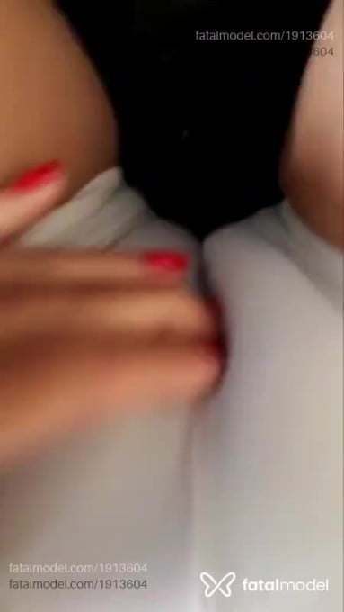 Acompanhante mulher com cabelo castanho de olhos castanhos em Virtual - Afrodite