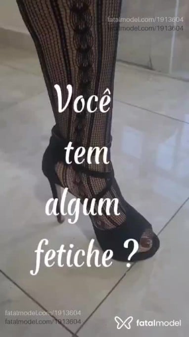 Acompanhante mulher com cabelo castanho de olhos castanhos em Virtual - Afrodite
