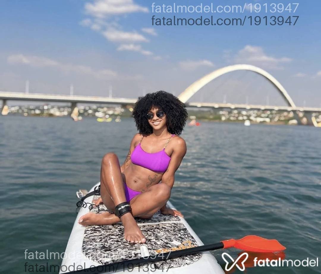 Acompanhante mulher morena (o) de olhos castanhos em Vilhena - Ayla Belucci