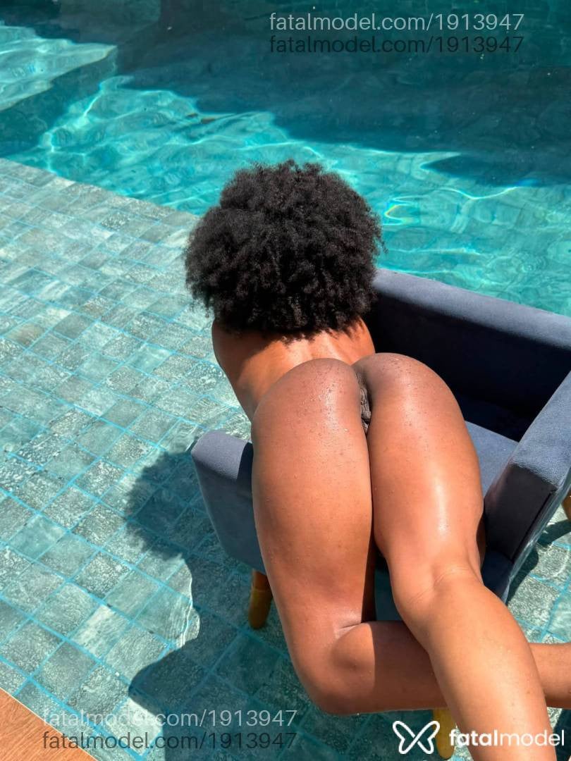 Acompanhante mulher morena (o) de olhos castanhos - Ayla Belucci
