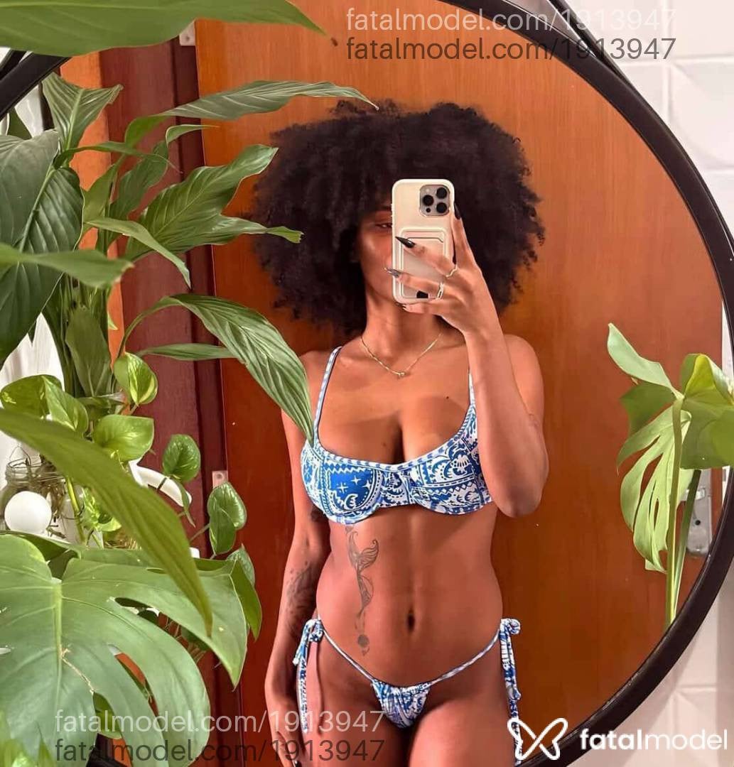 Acompanhante mulher morena (o) de olhos castanhos em Rolim de Moura - Ayla Belucci